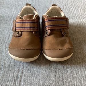 Stride Rite Cameron sneaker